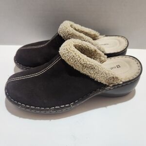 Naturalizer Sterri Brown Suede Faux Fur Lined Clogs Size 7.5